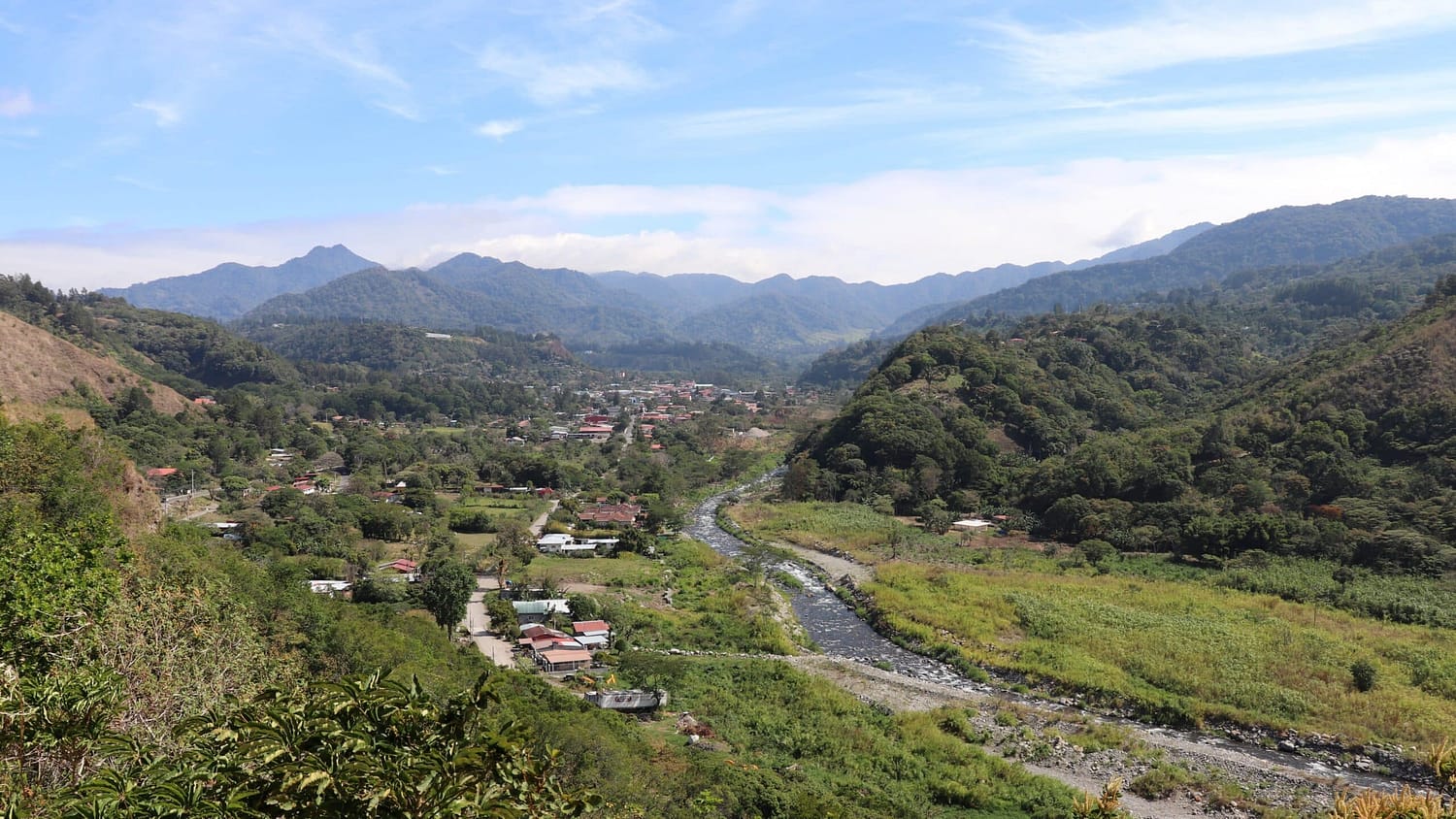 Buy Land In Panama With Bitcoin and other Cryptocurrencies